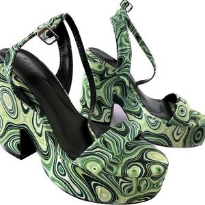 Green Disco/ 70s / 60s -Style Platform Shoes
